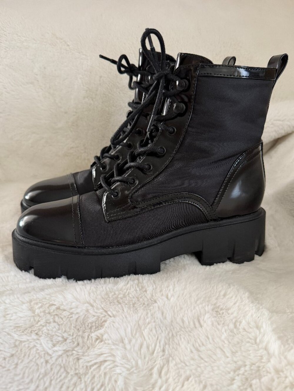 Nine West Orbi 2 Women's Black Combat Lice Up Boots Size: 8.5